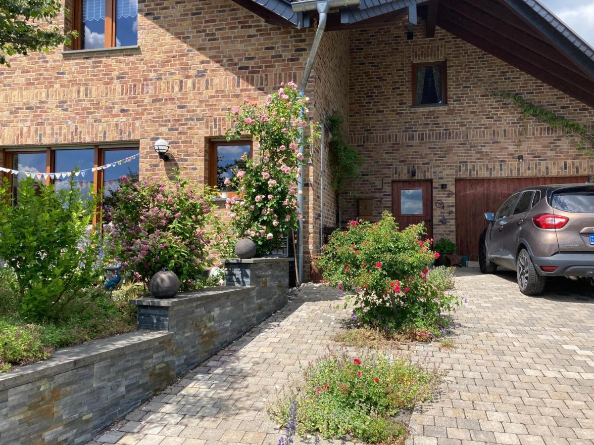 Belles Fleurs Apartment Oberhausen bei Kirn Exterior foto
